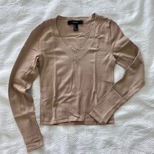 Beige long sleeve crop top